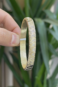 14 Ayar Altın Üçgen Desenli Kelepçe - bende