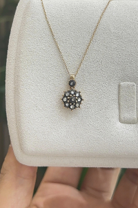 14 Ayar Altın Gül Kolye - bende