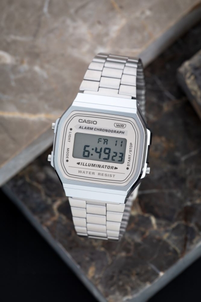 CASIO A168WA-8AYDF Kol Saati - 4